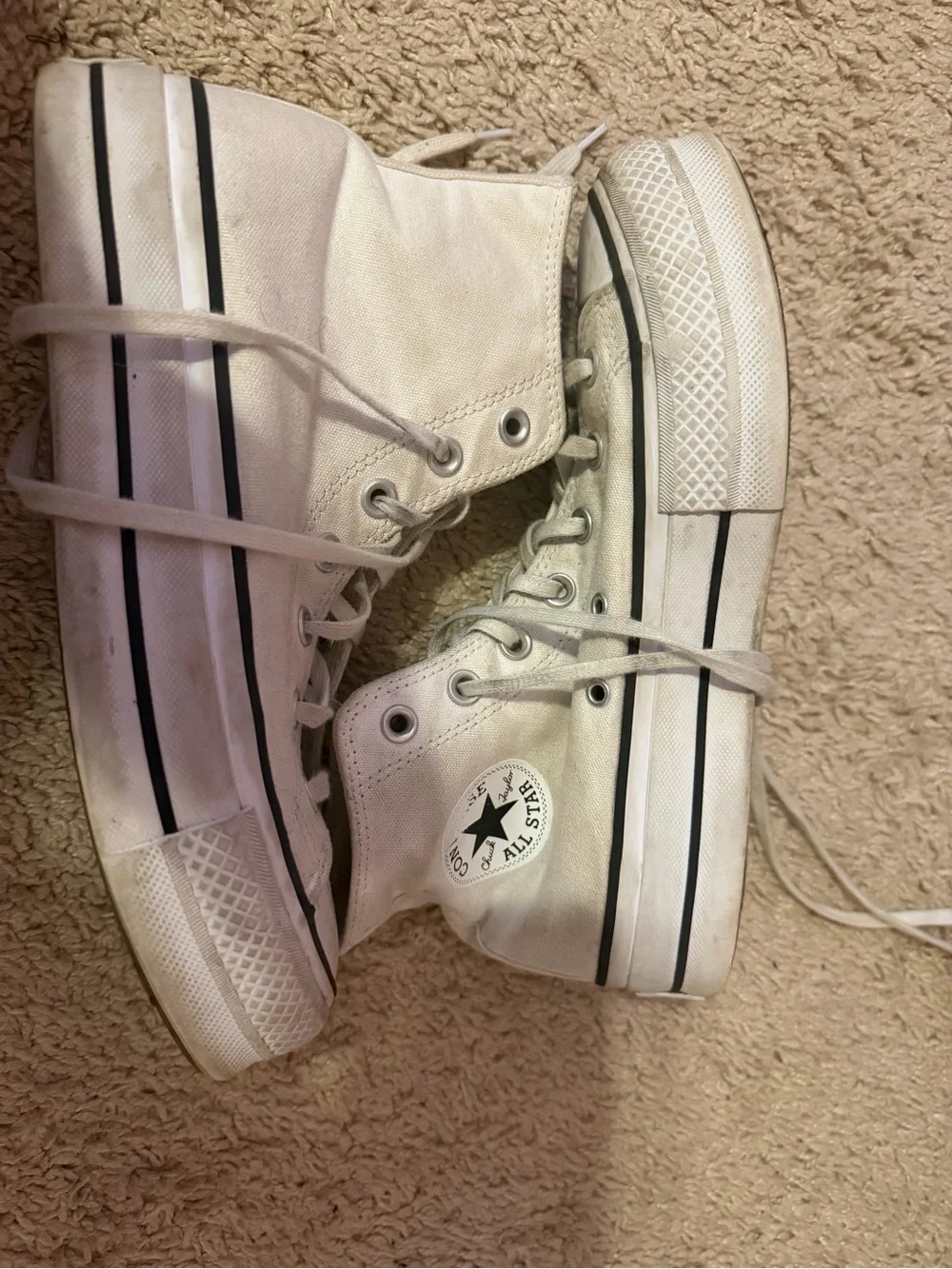 Converse White High-Top woman Sneakers with Black Stripe
